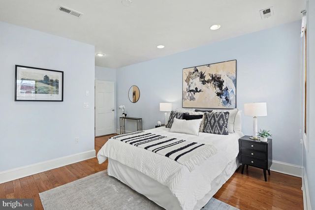 527 14TH ST NE, Washington, DC 20002