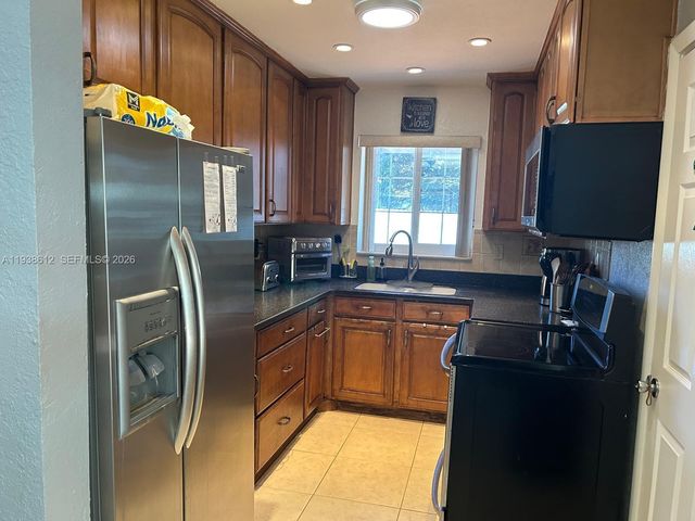 20501 NW 30th Ave, Miami Gardens, FL 33056