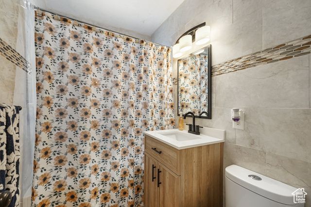 705 N AMERICAN BEAUTY DR, Salt Lake City, UT 84116