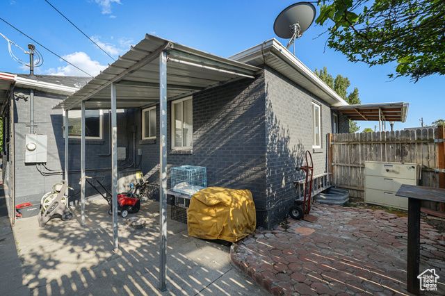 705 N AMERICAN BEAUTY DR, Salt Lake City, UT 84116