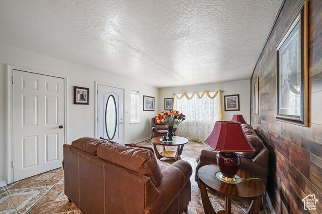 705 N AMERICAN BEAUTY DR, Salt Lake City, UT 84116