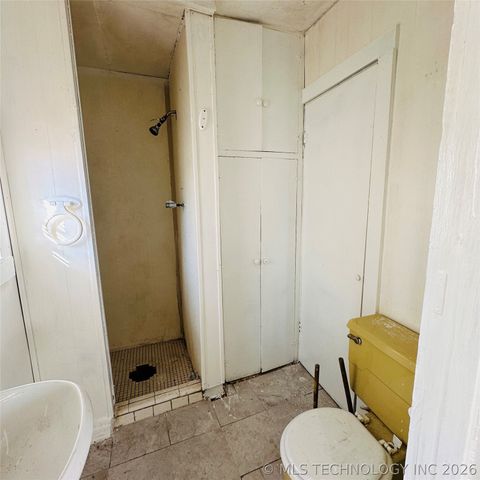 507 S Maryland Avenue, Claremore, OK 74017