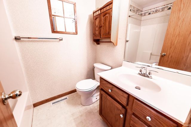 23153 Arbor Pointe Drive, South Bend, IN 46628
