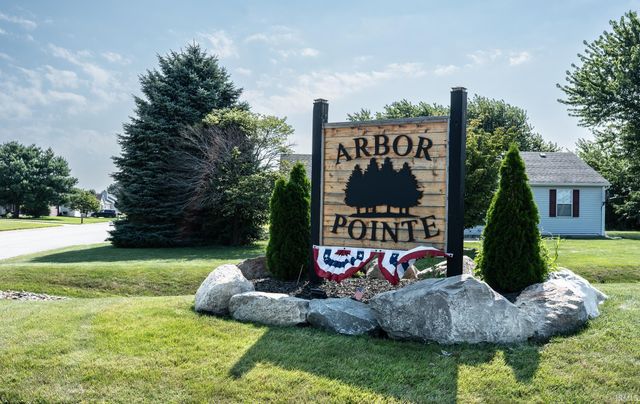 23153 Arbor Pointe Drive, South Bend, IN 46628