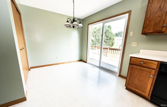 23153 Arbor Pointe Drive, South Bend, IN 46628