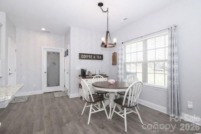 137 Northlake Drive, Statesville, NC 28677