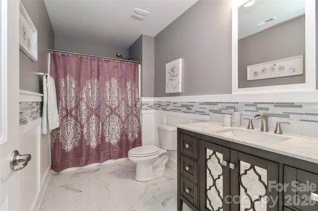 137 Northlake Drive, Statesville, NC 28677