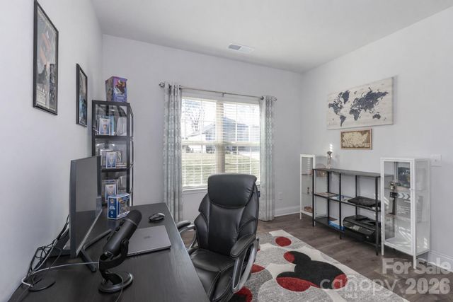 137 Northlake Drive, Statesville, NC 28677