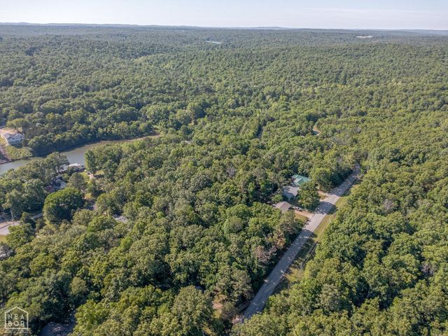 6 Hileah Trce, Cherokee Village, AR 72529