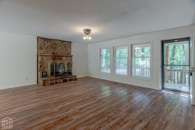 6 Hileah Trce, Cherokee Village, AR 72529