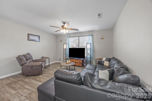 813 Yorkshire Drive, Albemarle, NC 28001