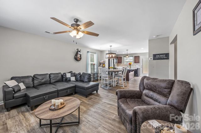 813 Yorkshire Drive, Albemarle, NC 28001
