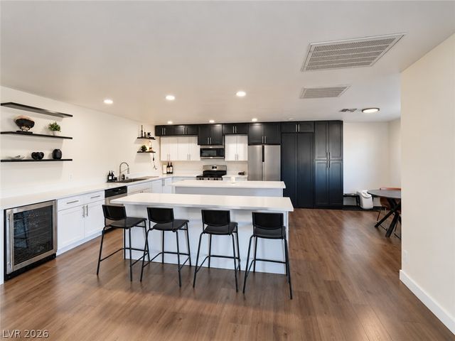 9035 West Hammer Lane, Las Vegas, NV 89149