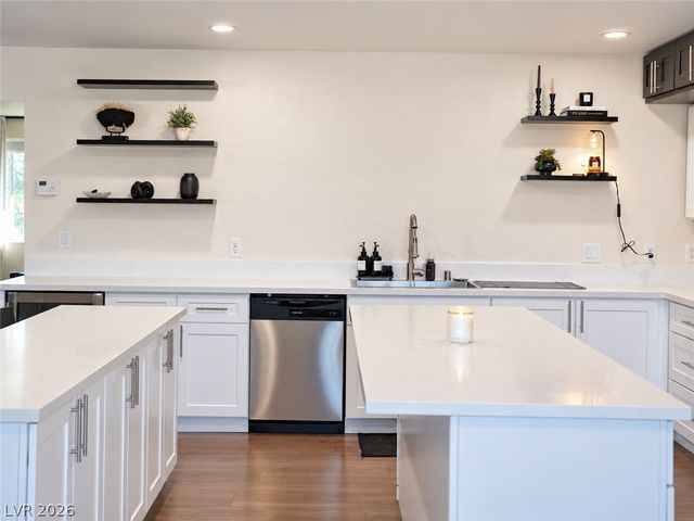 9035 West Hammer Lane, Las Vegas, NV 89149