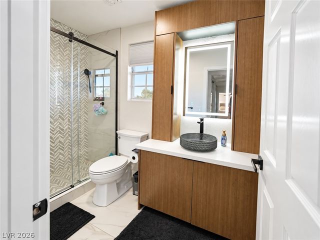 9035 West Hammer Lane, Las Vegas, NV 89149