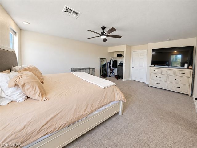 9035 West Hammer Lane, Las Vegas, NV 89149