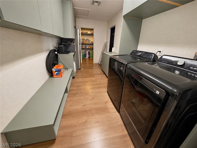 9035 West Hammer Lane, Las Vegas, NV 89149