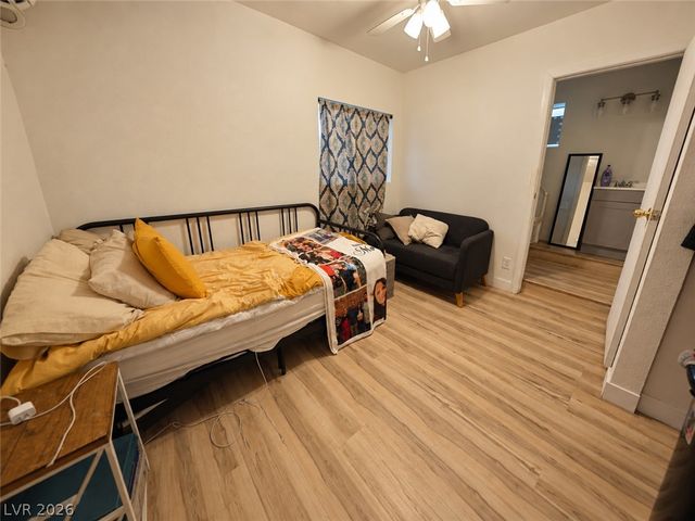 9035 West Hammer Lane, Las Vegas, NV 89149