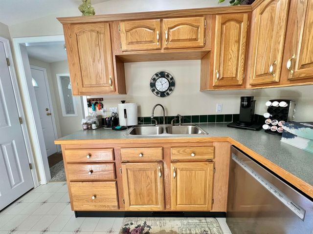 34 Constitution Way, Dover, NH 03820