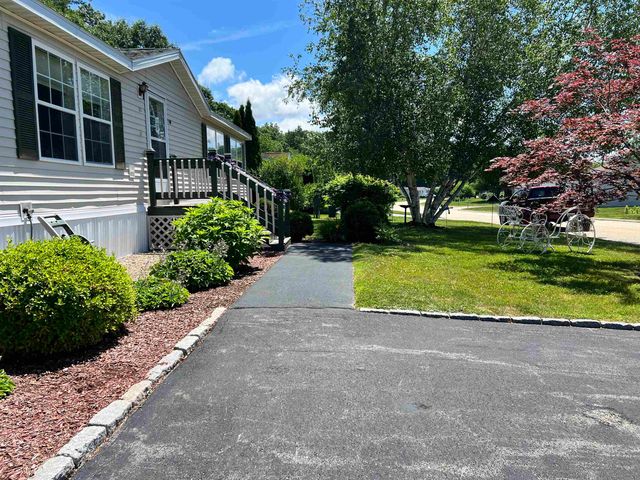 34 Constitution Way, Dover, NH 03820