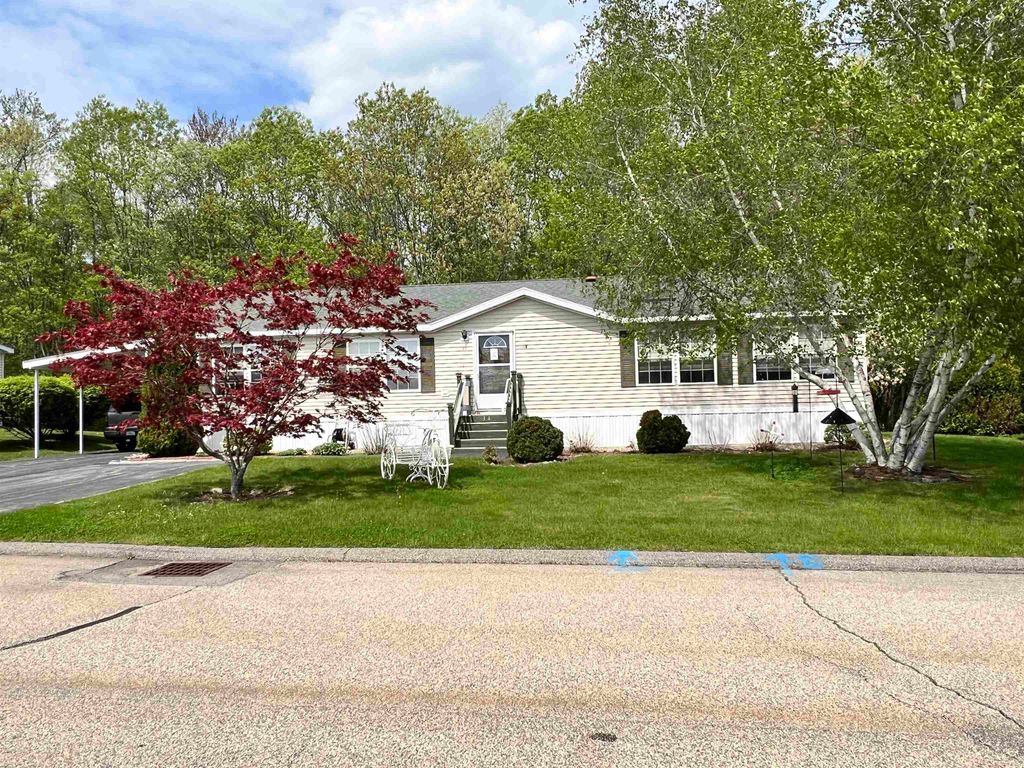34 Constitution Way, Dover, NH 03820