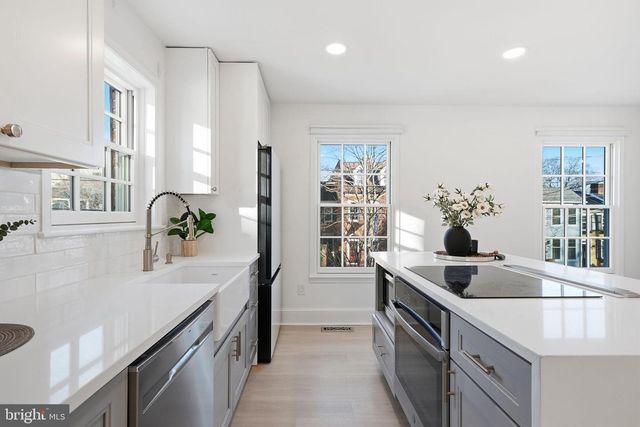 621 S SAINT ASAPH ST, Alexandria, VA 22314