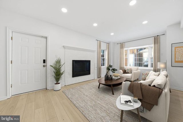 621 S SAINT ASAPH ST, Alexandria, VA 22314