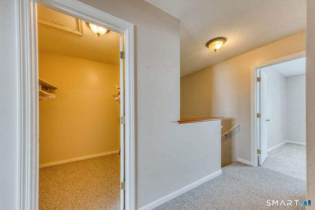 565 Clark Avenue APT 13, Bristol, CT 06010