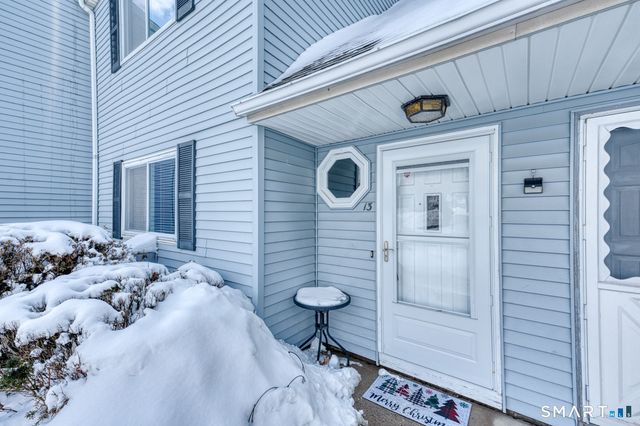 565 Clark Avenue APT 13, Bristol, CT 06010