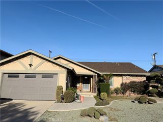 9331 Alderbury, Cypress, CA 90630
