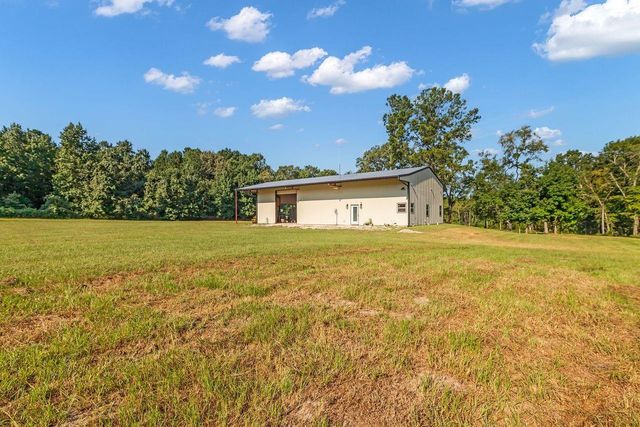251 Roy Webb Road, Huntsville, TX 77320