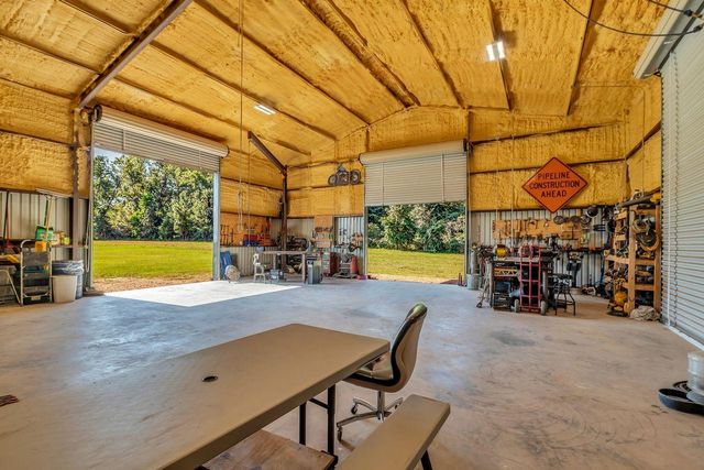 251 Roy Webb Road, Huntsville, TX 77320