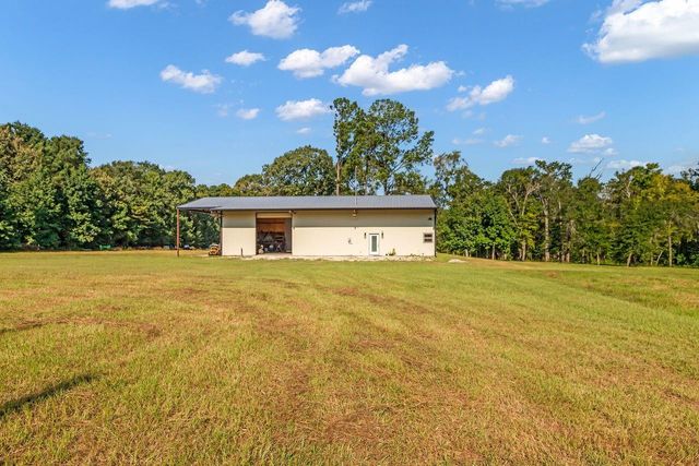 251 Roy Webb Road, Huntsville, TX 77320