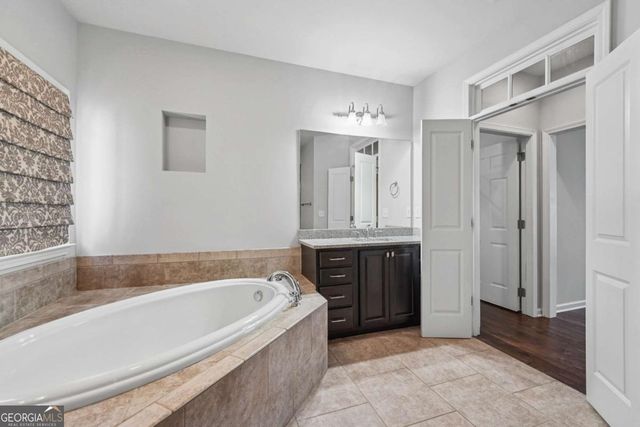 1063 Merrivale Chase Lane, Roswell, GA 30075