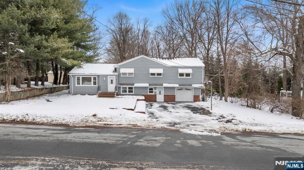 231 Hudson Avenue, Norwood, NJ 07648