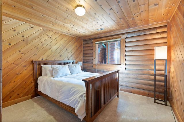 18080 Wanona Road, Sisters, OR 97759
