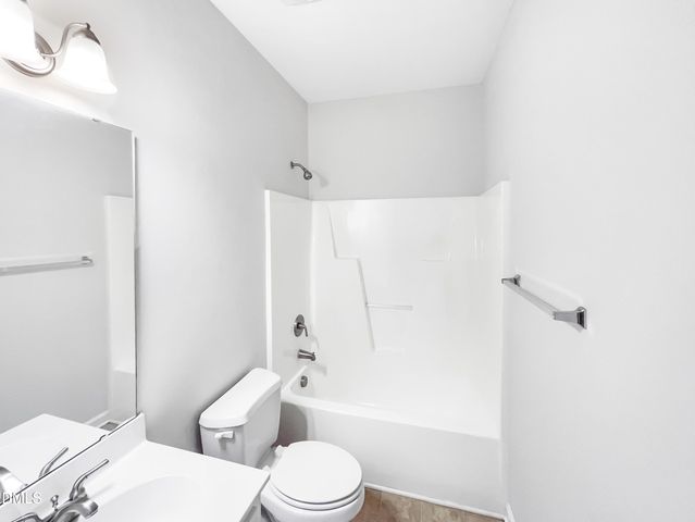 1421 Ikes Pond Lane, Raleigh, NC 27610