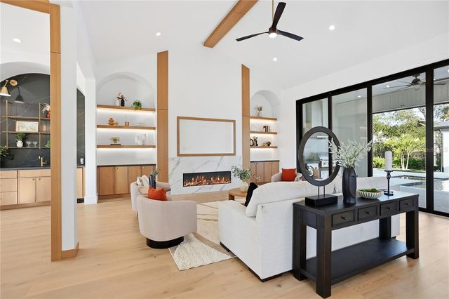 1118 SARAH MATHEWS DRIVE, Oakland, FL 34760