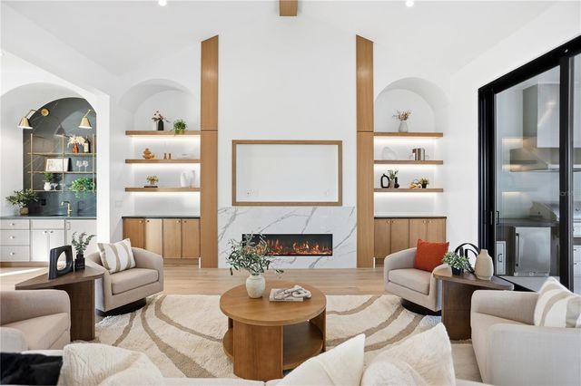 1118 SARAH MATHEWS DRIVE, Oakland, FL 34760