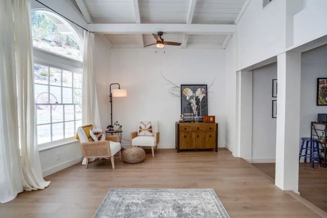 20619 Martha Street, Woodland Hills, CA 91367