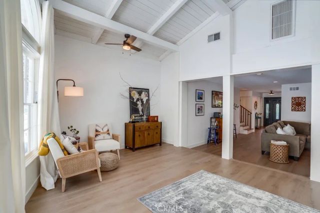 20619 Martha Street, Woodland Hills, CA 91367