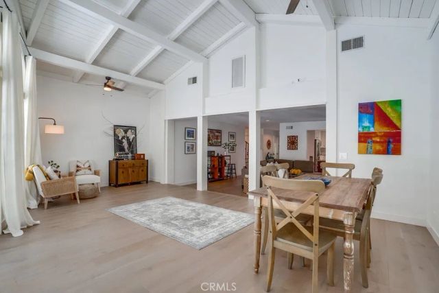 20619 Martha Street, Woodland Hills, CA 91367