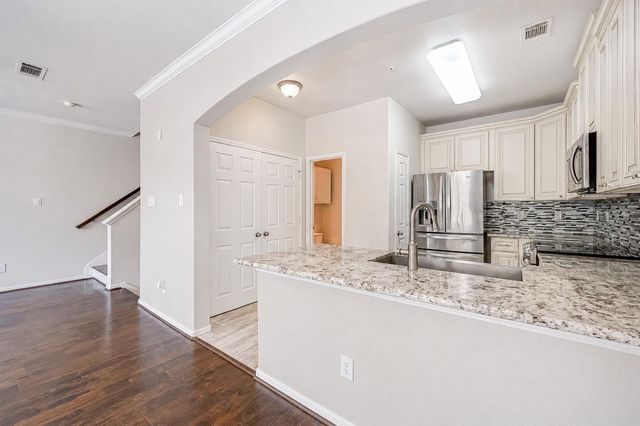 12707 Boheme Drive 301, Houston, TX 77024