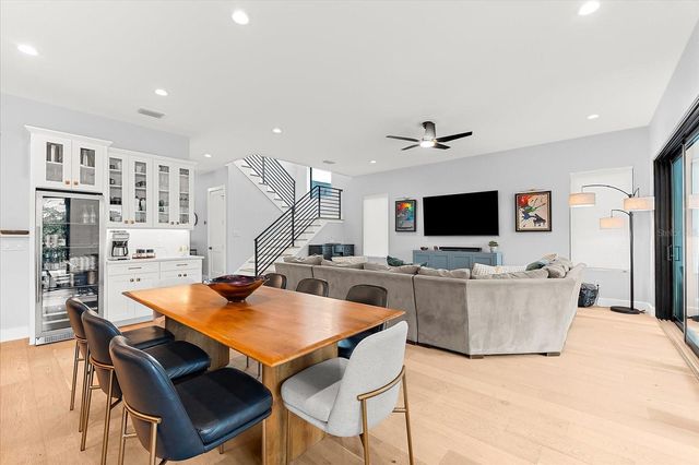 2707 RIDGEWOOD AVENUE, Tampa, FL 33602