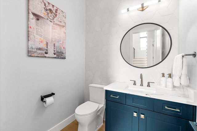 2707 RIDGEWOOD AVENUE, Tampa, FL 33602