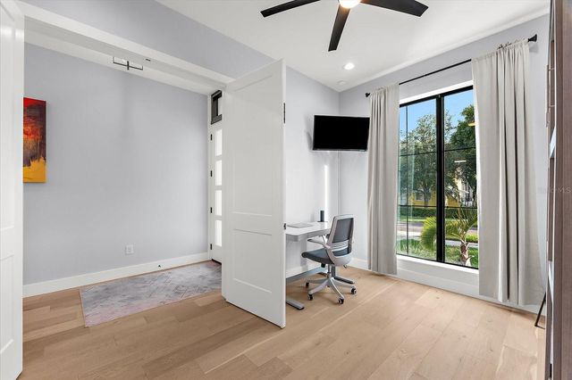 2707 RIDGEWOOD AVENUE, Tampa, FL 33602