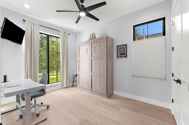 2707 RIDGEWOOD AVENUE, Tampa, FL 33602