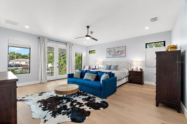 2707 RIDGEWOOD AVENUE, Tampa, FL 33602