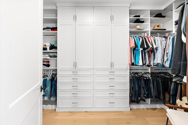 2707 RIDGEWOOD AVENUE, Tampa, FL 33602