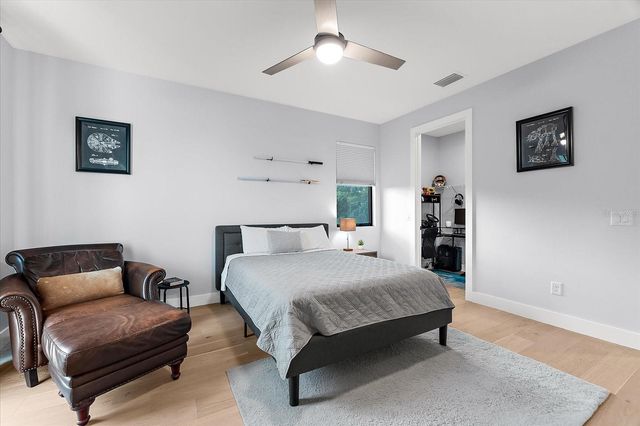 2707 RIDGEWOOD AVENUE, Tampa, FL 33602